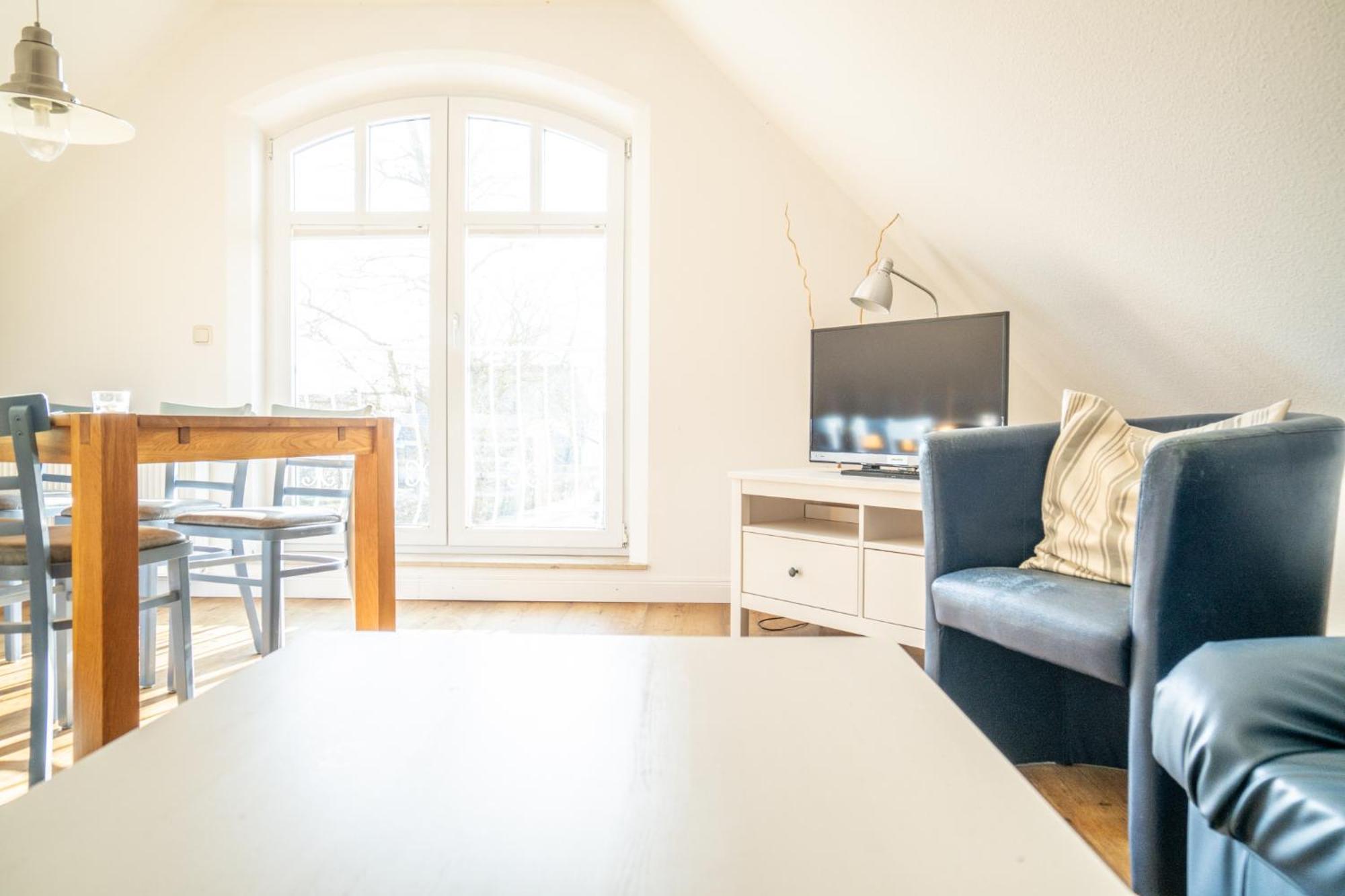 Haus Alte Baeckerei - Boddenblick Apartment Born Bagian luar foto